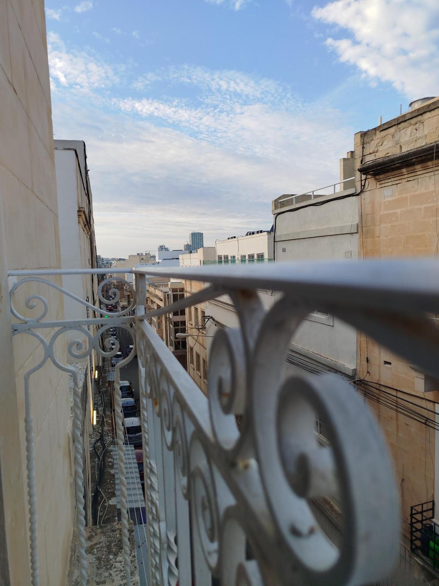 Limestone Sun Suites Sliema Szoba fotó