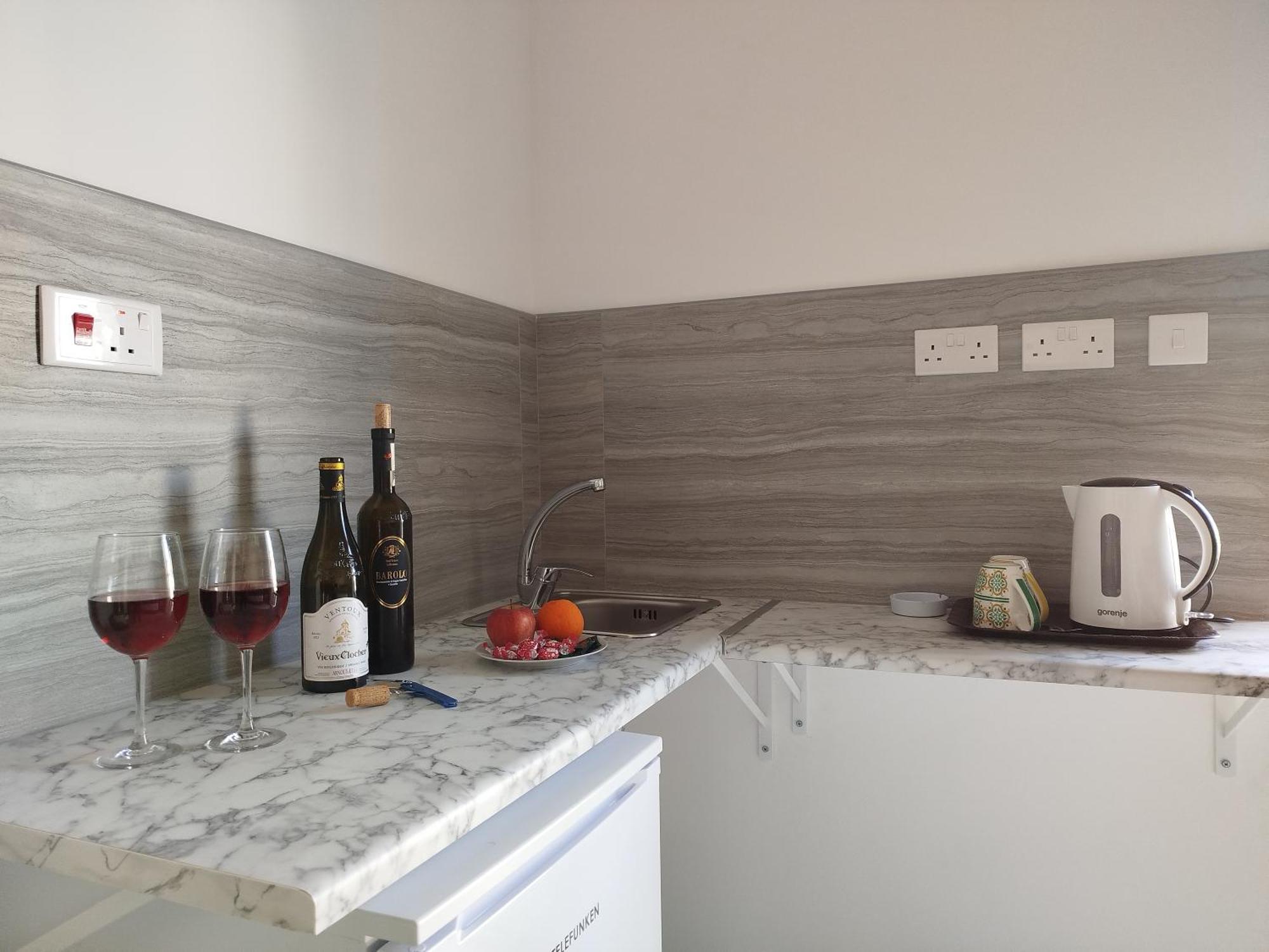Limestone Sun Suites Sliema Szoba fotó
