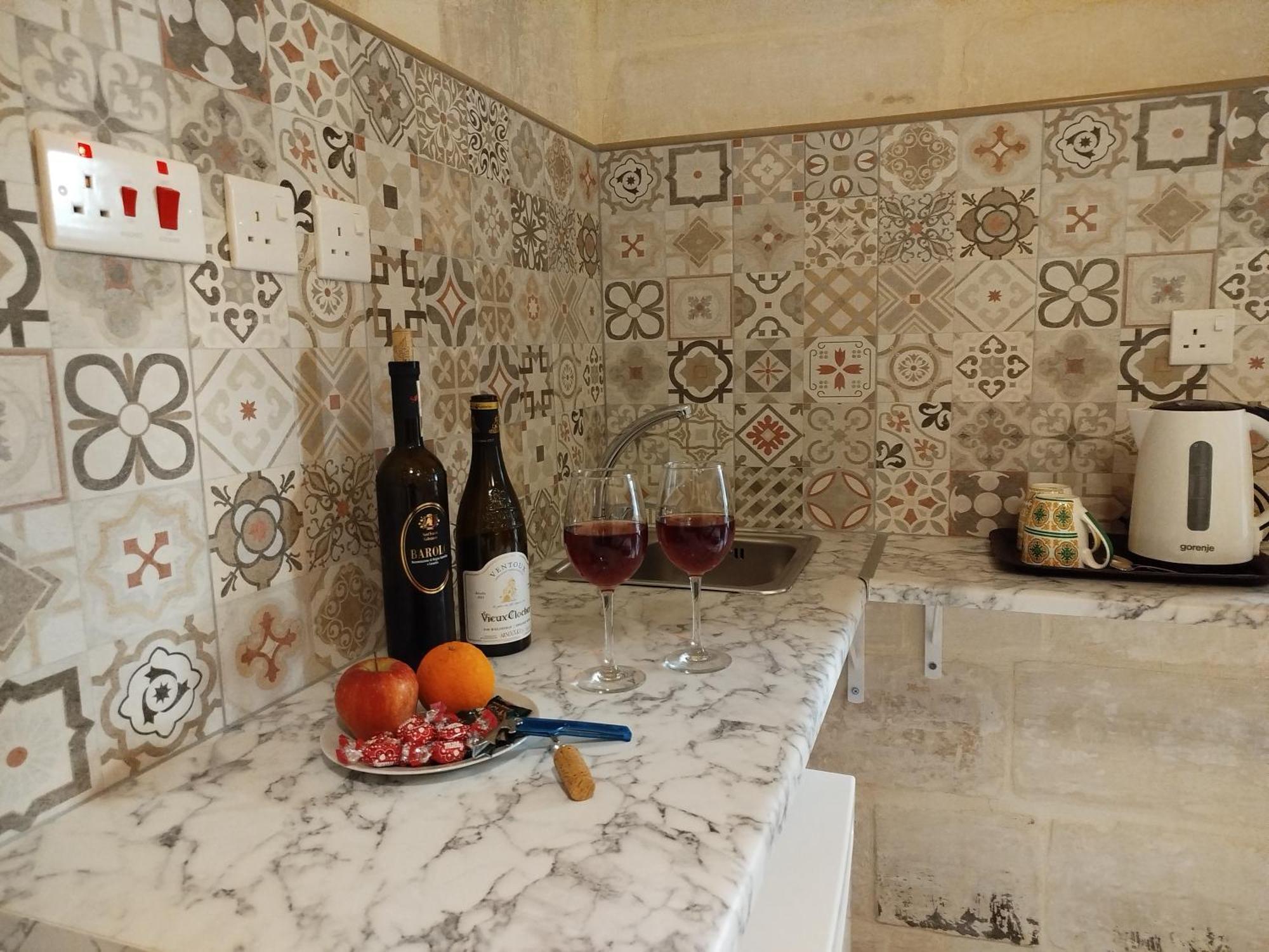 Limestone Sun Suites Sliema Kültér fotó