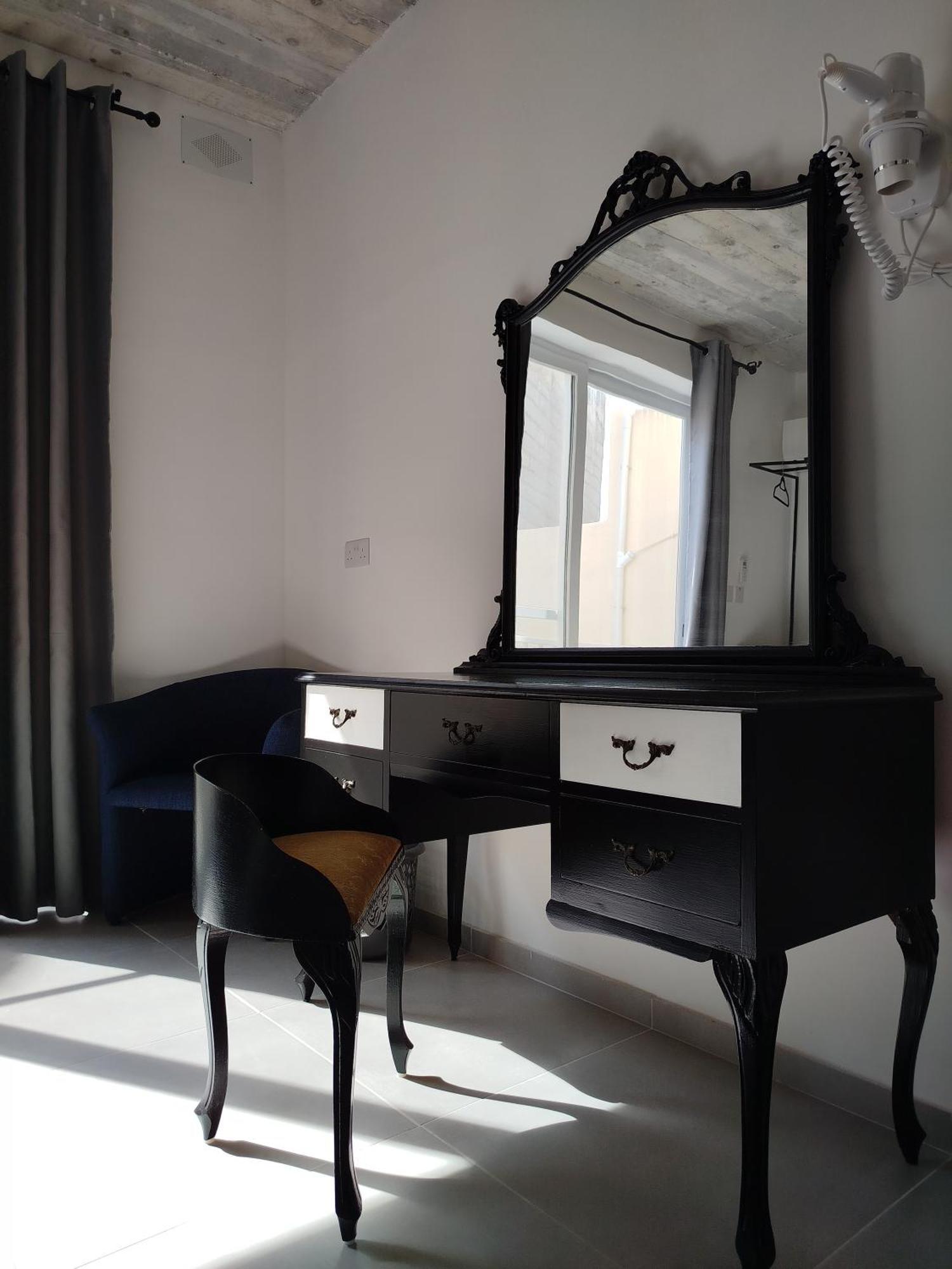 Limestone Sun Suites Sliema Kültér fotó